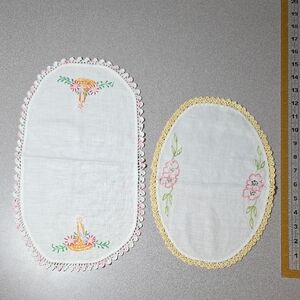 Embroidered Oval Doilies with Lace Trim